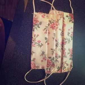 I am selling masks there is a variety of fabrics .